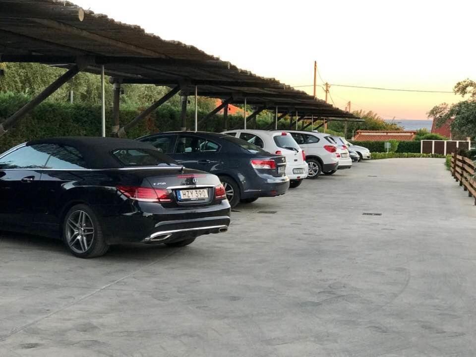 Boutique Hotel Ileas Village アルコウディ エクステリア 写真